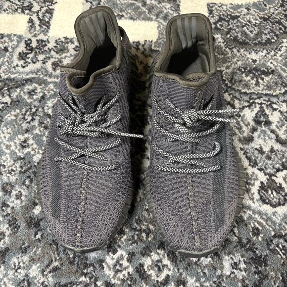 Adidas Yeezy Boost 350 V2 Black Non-Reflective Sz 8.5 Men FU9006 Authentic - Picture 1 of 6